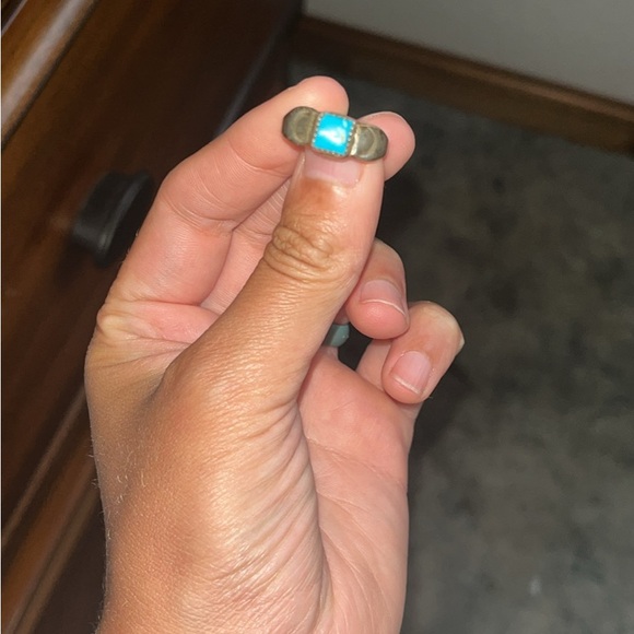 Native American Vintage Turquoise Stone Ring - Picture 1 of 3